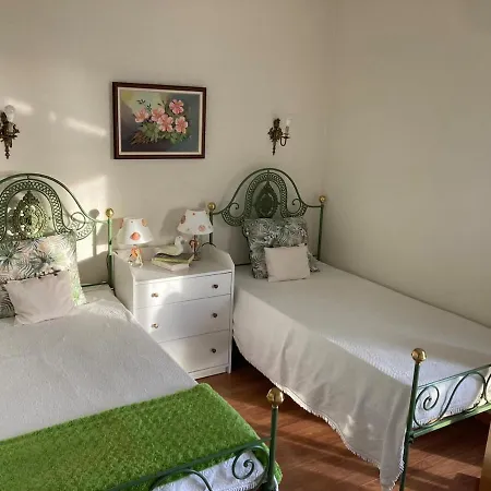 Mar No Horizonte - Seafront 2br With Balcony And Garage * Portimão
