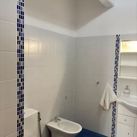 Apartment Mar No Horizonte - Seafront 2br With Balcony And Garage